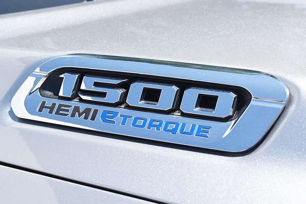 2024 RAM 1500 Laramie Sport RamBox DT 4X4 SWB