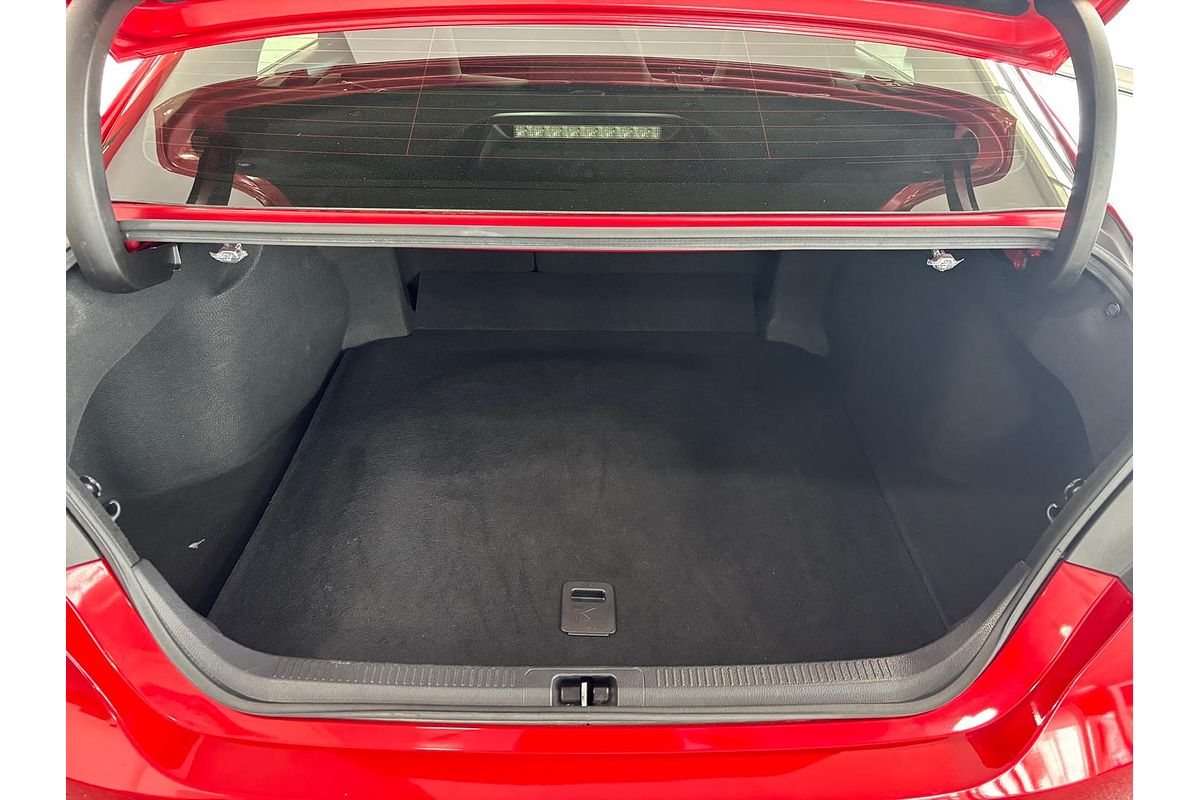 2019 Toyota Camry Ascent ASV70R