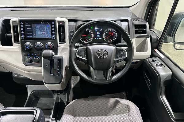 2022 Toyota Hiace Commuter GDH322R