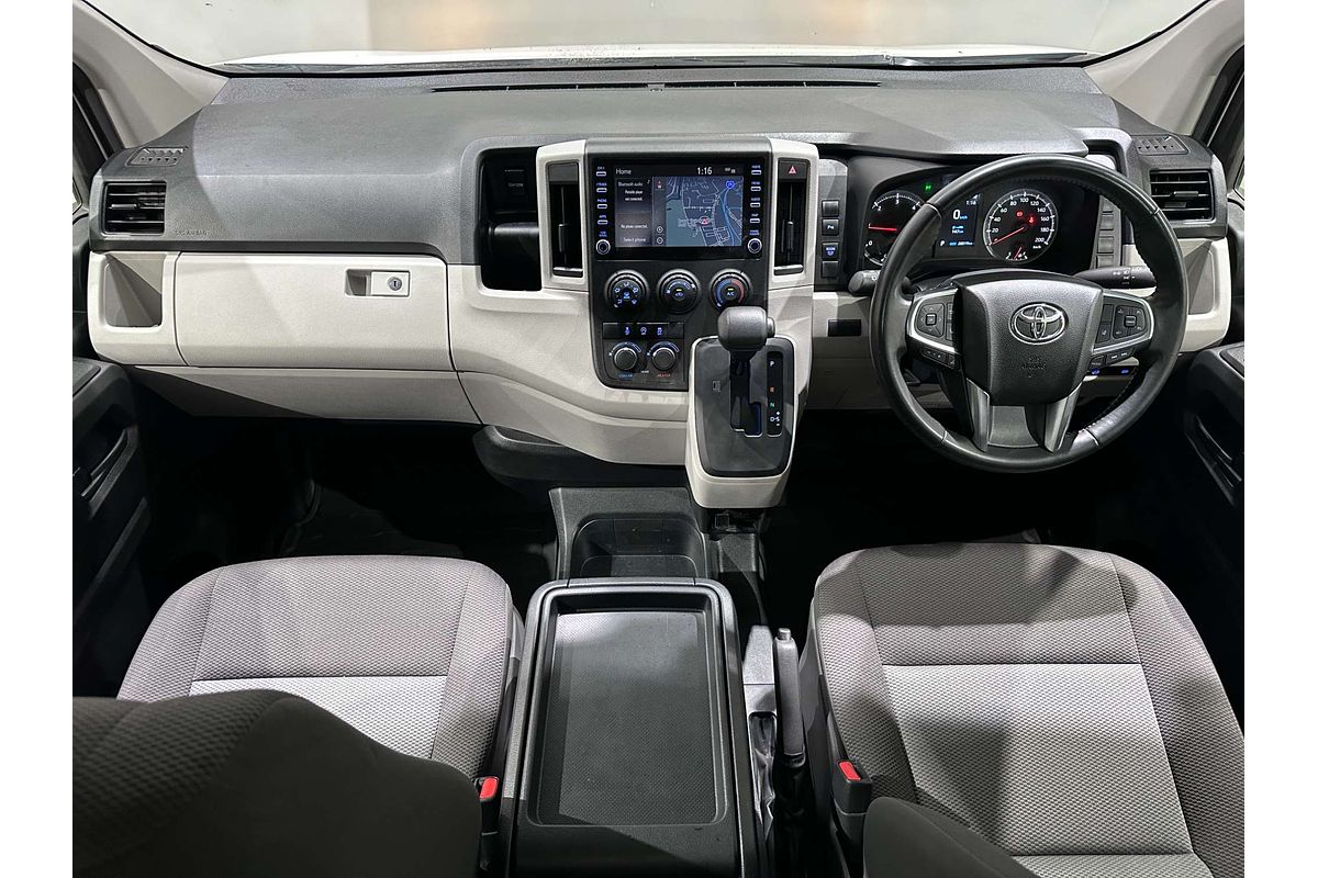 2022 Toyota Hiace Commuter GDH322R