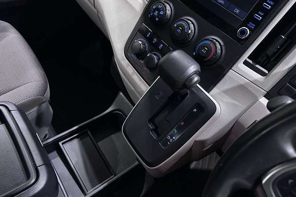 2022 Toyota Hiace Commuter GDH322R