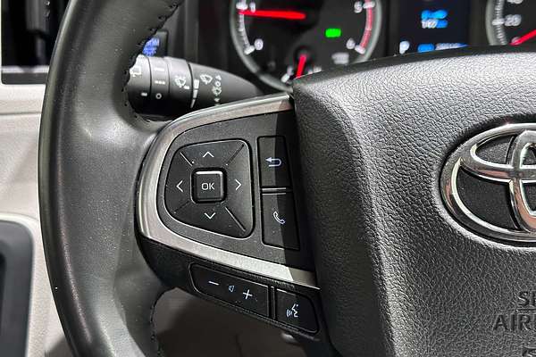 2022 Toyota Hiace Commuter GDH322R