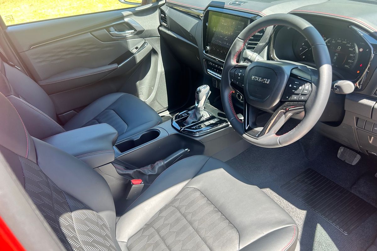 2024 Isuzu D-MAX X-TERRAIN 4X4