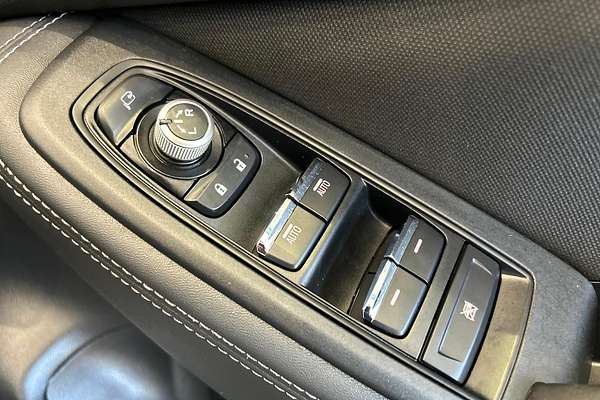 2022 Subaru Forester Hybrid L S5
