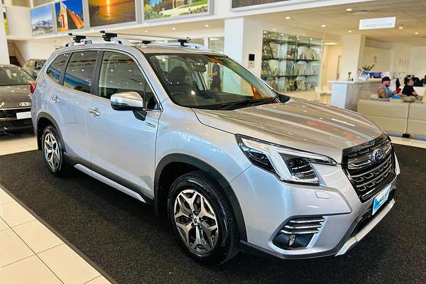 2022 Subaru Forester Hybrid L S5