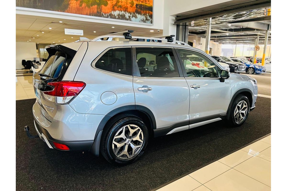 2022 Subaru Forester Hybrid L S5