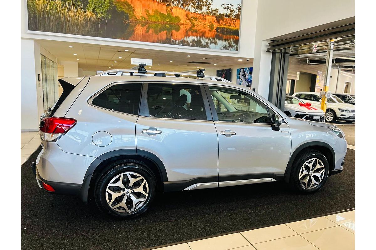 2022 Subaru Forester Hybrid L S5