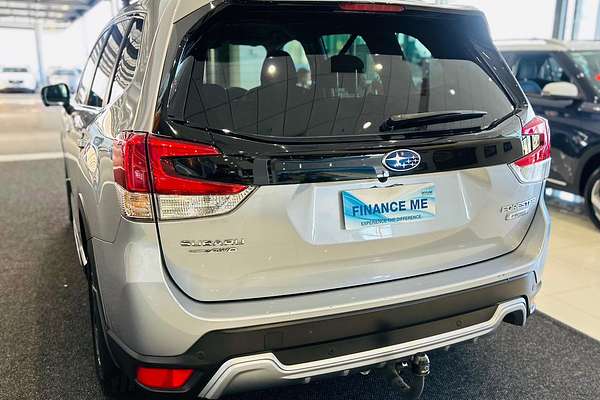 2022 Subaru Forester Hybrid L S5