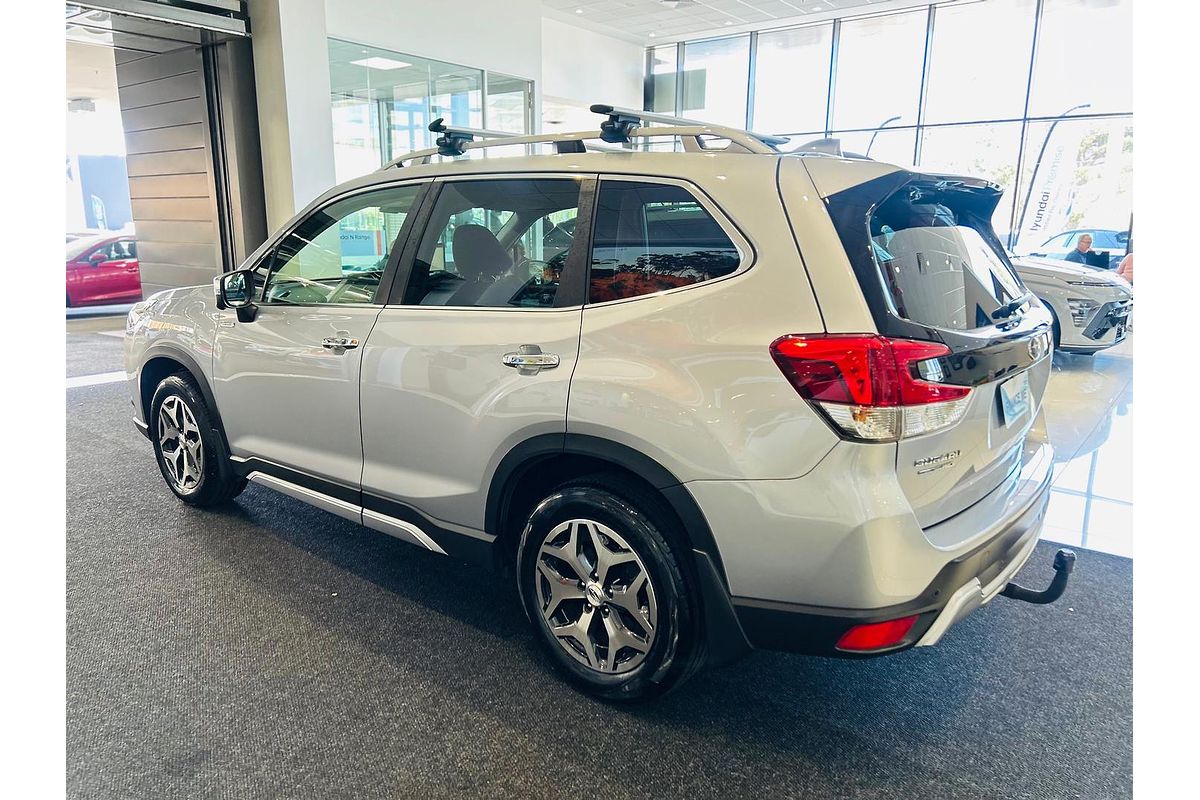 2022 Subaru Forester Hybrid L S5