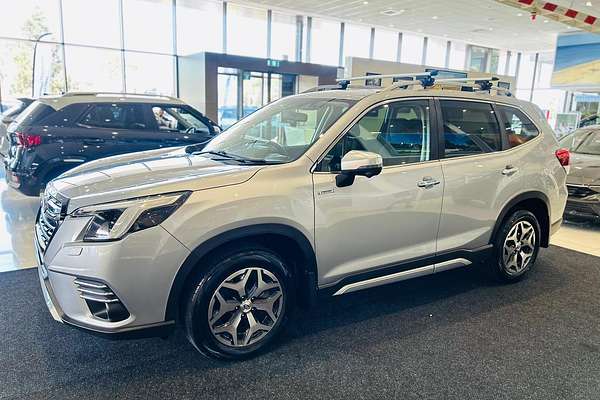 2022 Subaru Forester Hybrid L S5