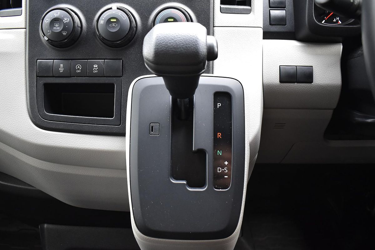 2022 Toyota Hiace GDH300R LWB