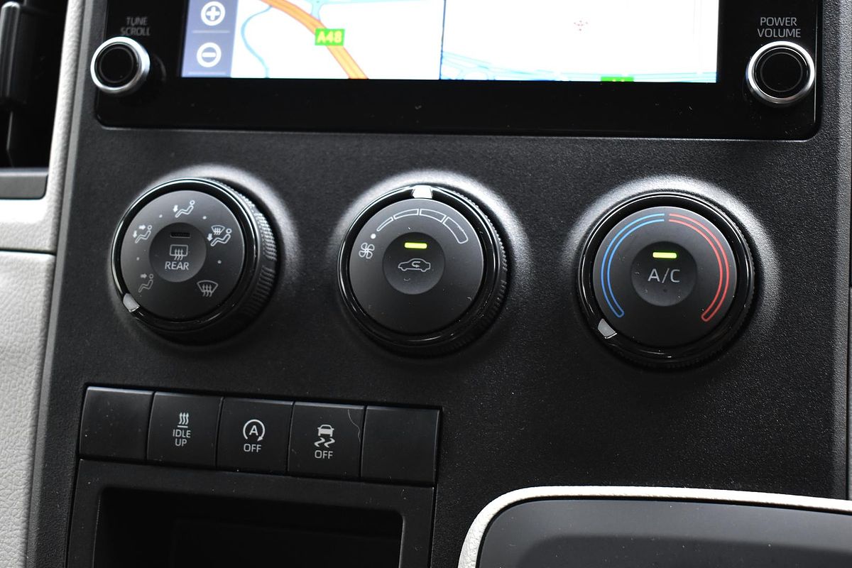 2022 Toyota Hiace GDH300R LWB