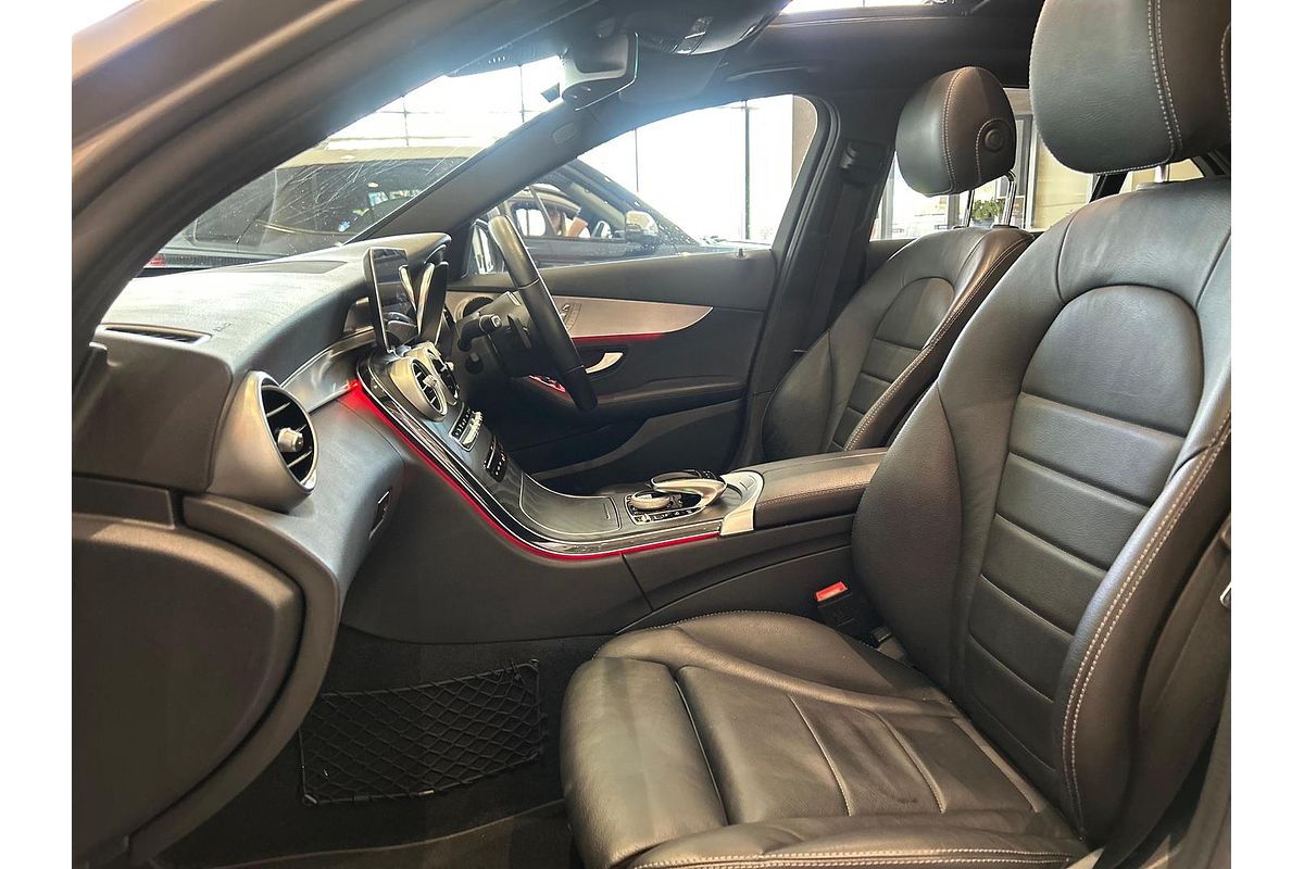2021 Mercedes-Benz C-Class C300 W205
