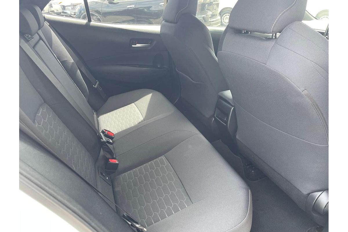 2018 Toyota Corolla SX Hybrid ZWE211R