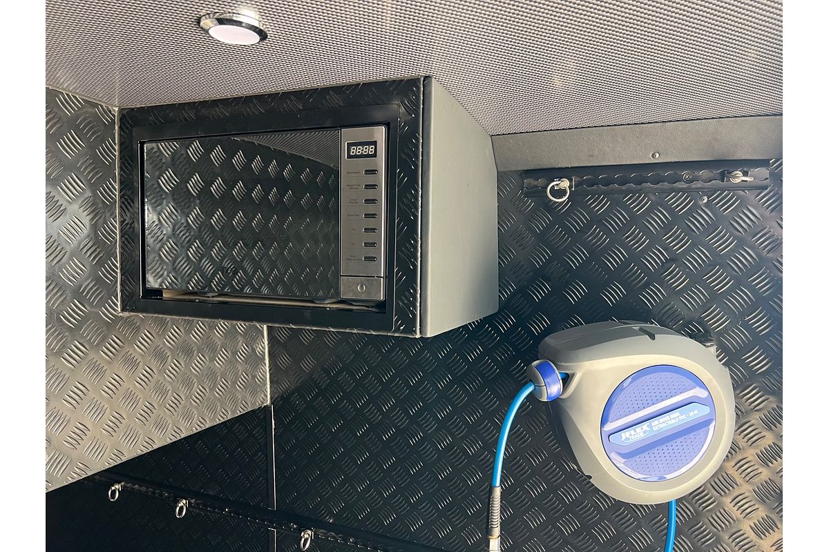 2023 Mercedes-Benz Sprinter 315CDI VS30