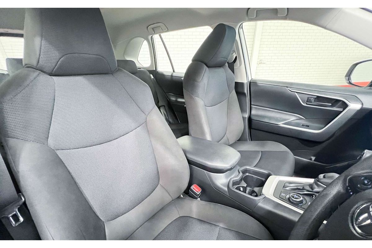 2020 Toyota RAV4 GX AXAH54R