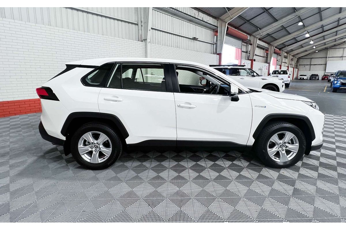 2020 Toyota RAV4 GX AXAH54R