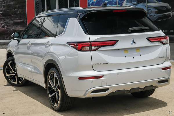 2024 Mitsubishi Outlander Exceed Tourer ZM