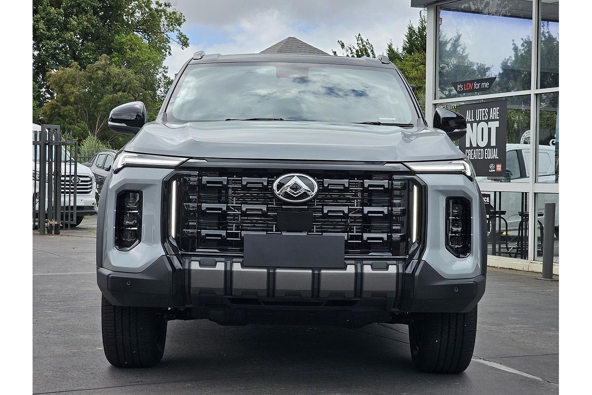 2025 LDV D90 Executive SV9A