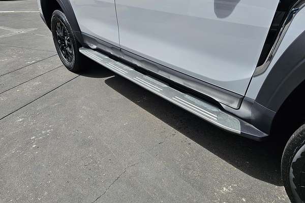 2025 LDV D90 Executive SV9A