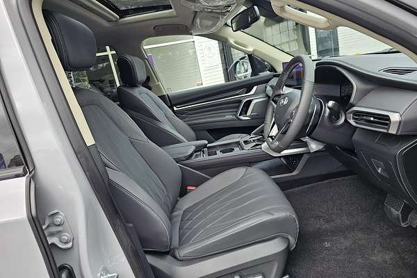 2025 LDV D90 Executive SV9A