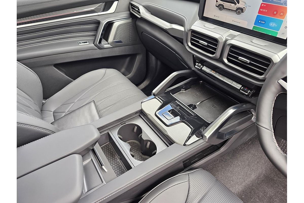 2025 LDV D90 Executive SV9A