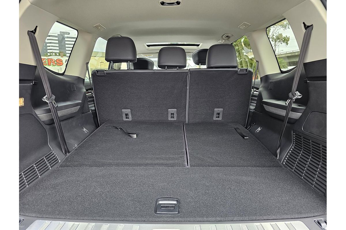 2025 LDV D90 Executive SV9A