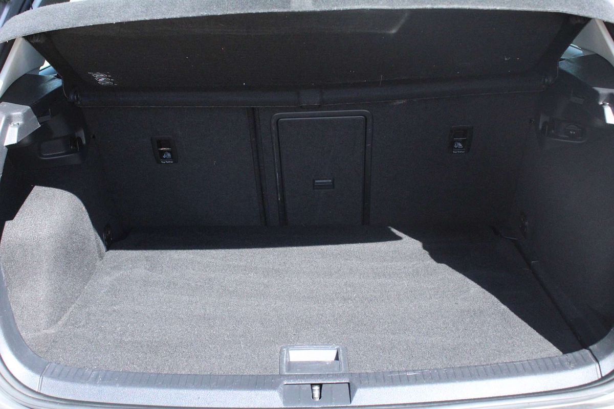 2016 Volkswagen Golf 110TDI Highline 7
