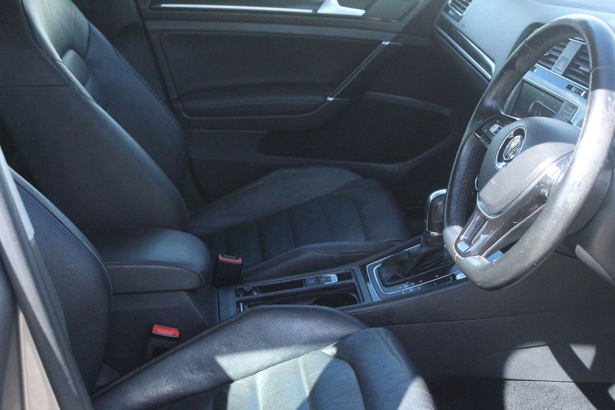 2016 Volkswagen Golf 110TDI Highline 7