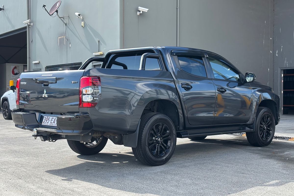 2022 Mitsubishi Triton GSR MR 4X4