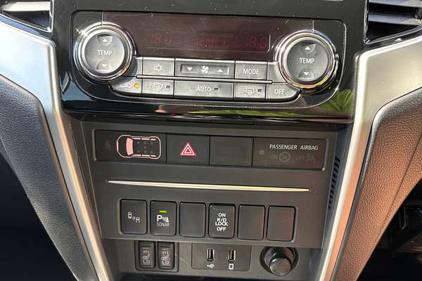 2022 Mitsubishi Triton GSR MR 4X4