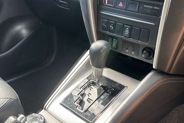 2022 Mitsubishi Triton GSR MR 4X4