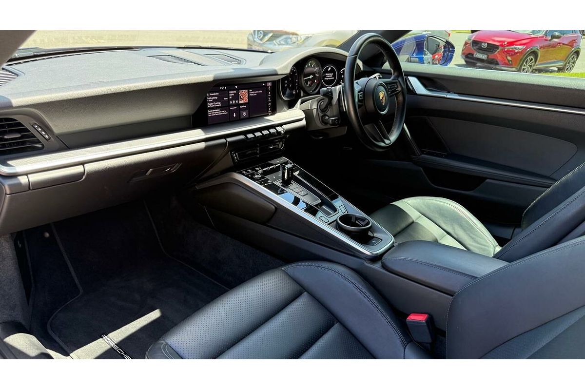 2021 Porsche 911 Carrera S 992