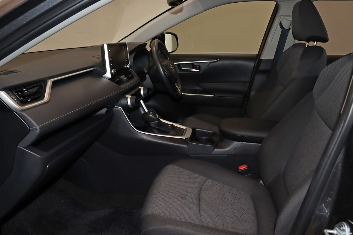 2020 Toyota RAV4 GXL AXAH54R