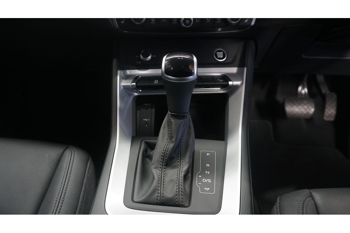 2022 Audi Q3 35 TFSI F3