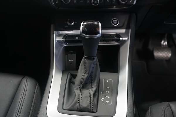 2022 Audi Q3 35 TFSI F3