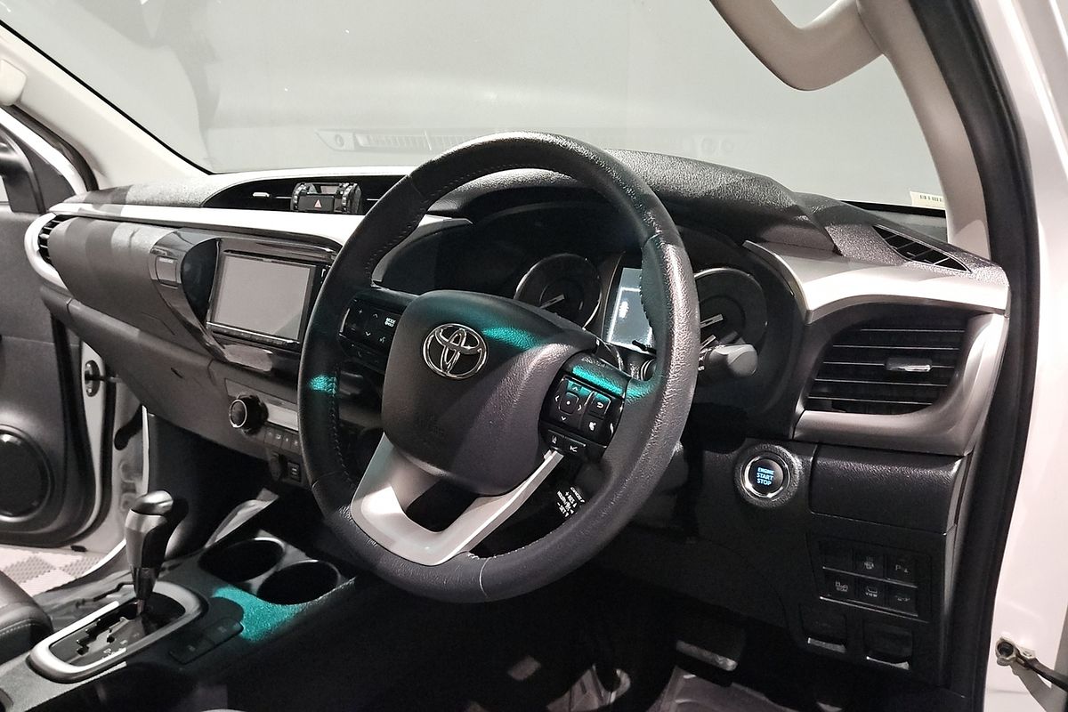 2023 Toyota Hilux SR5 GUN126R 4X4