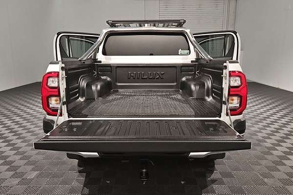2023 Toyota Hilux SR5 GUN126R 4X4
