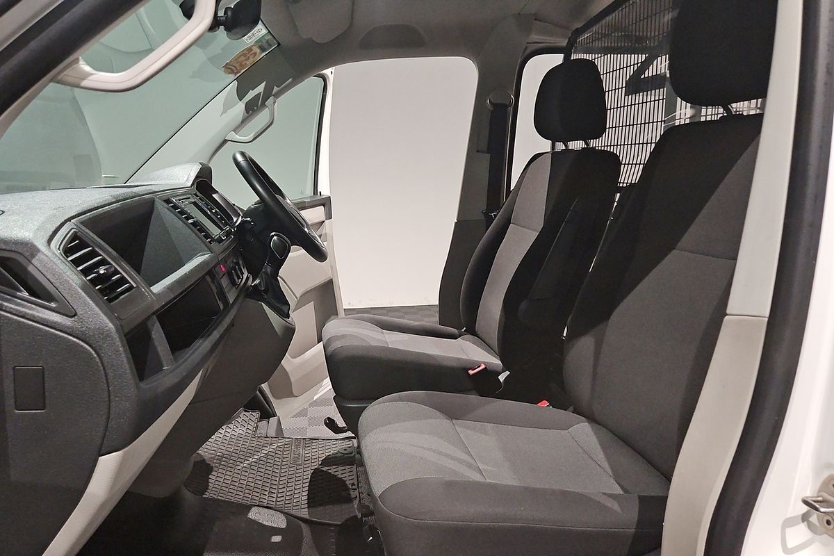 2019 Volkswagen Transporter TDI400 T6 SWB