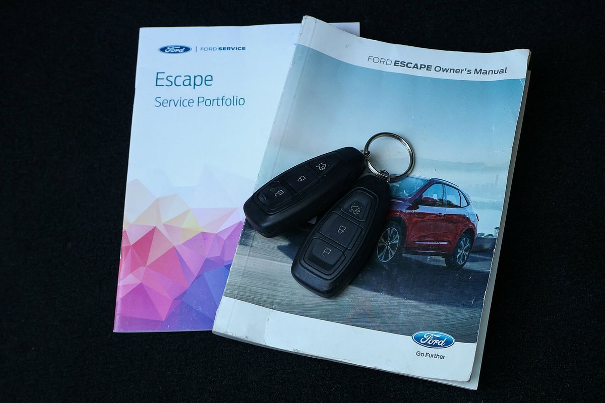 2022 Ford Escape ZH