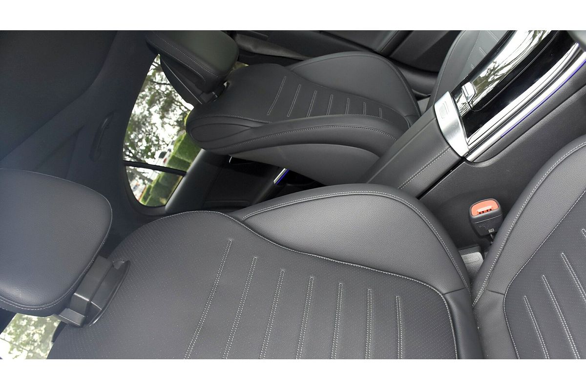 2024 Mercedes-Benz C-Class C200 W206