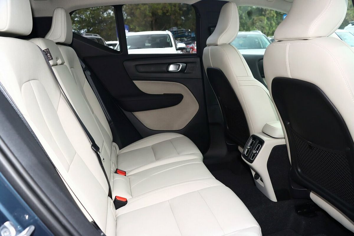2020 Volvo XC40 T4 Inscription