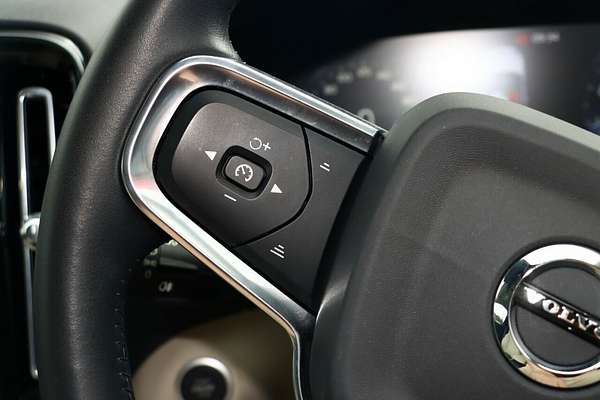 2020 Volvo XC40 T4 Inscription