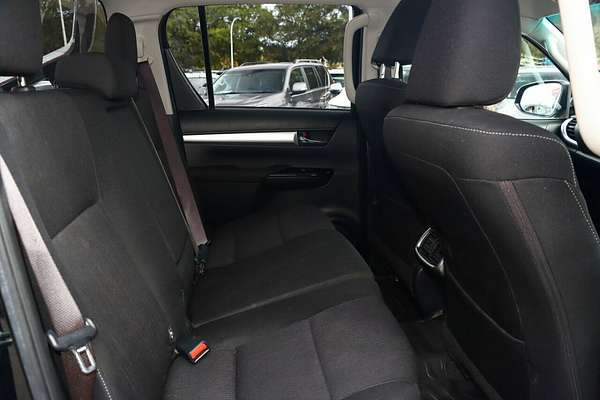 2021 Toyota Hilux SR5 GUN126R 4X4