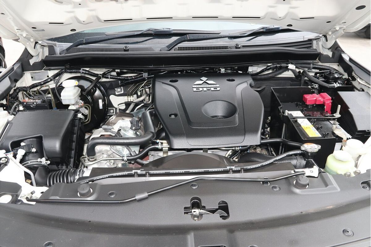 2019 Mitsubishi Triton GLX+ MR 4X4