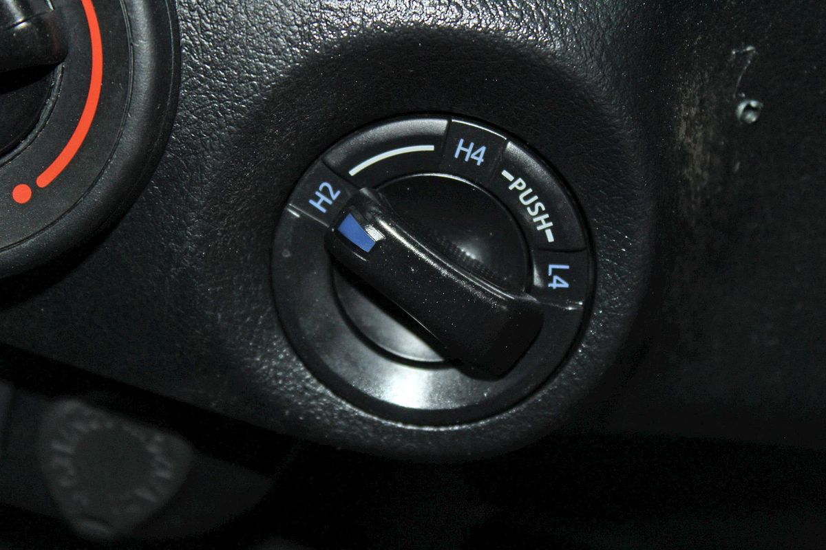 2019 Toyota Hilux SR GUN126R 4X4