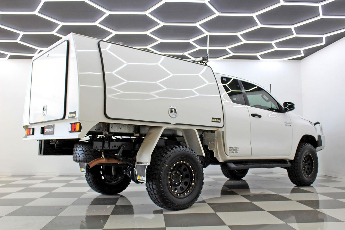 2019 Toyota Hilux SR GUN126R 4X4