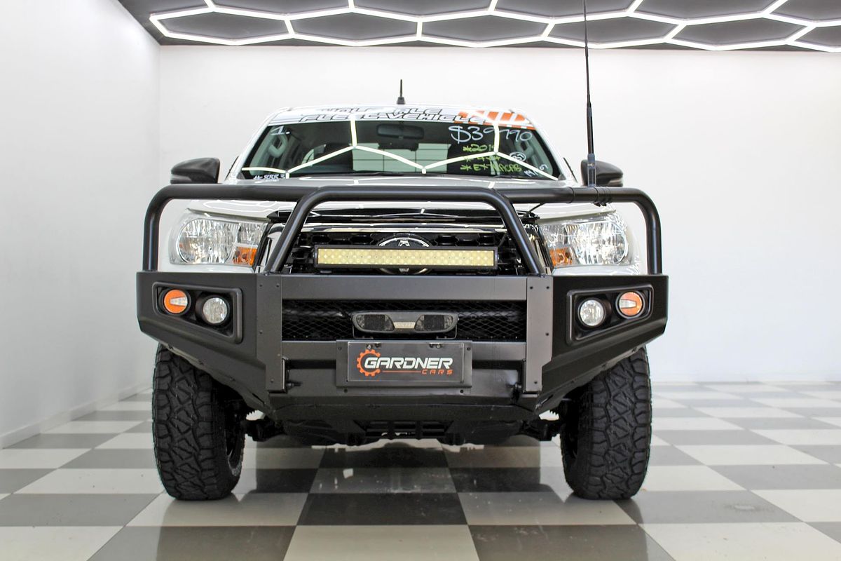 2019 Toyota Hilux SR GUN126R 4X4