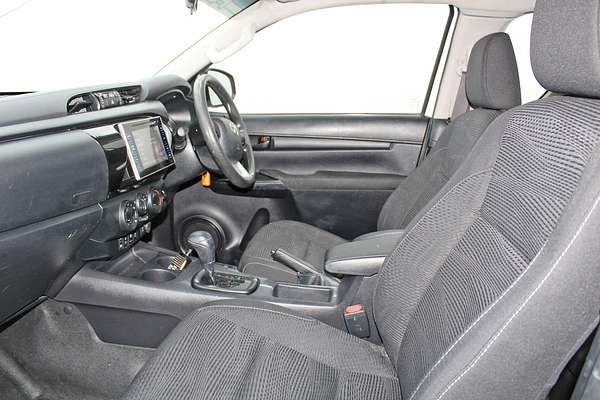 2019 Toyota Hilux SR GUN126R 4X4