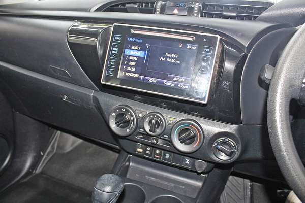 2019 Toyota Hilux SR GUN126R 4X4